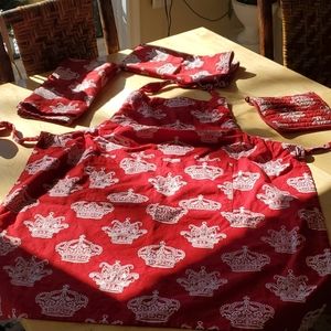 Queen of the Kitchen Apron, Towels, Potholder Set